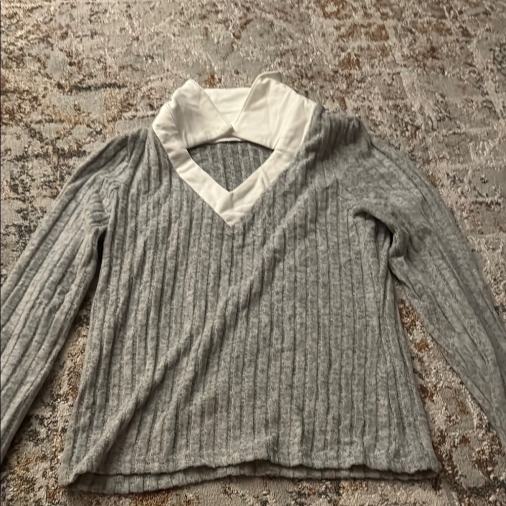 Gray V-Neck Sweater with White Collar